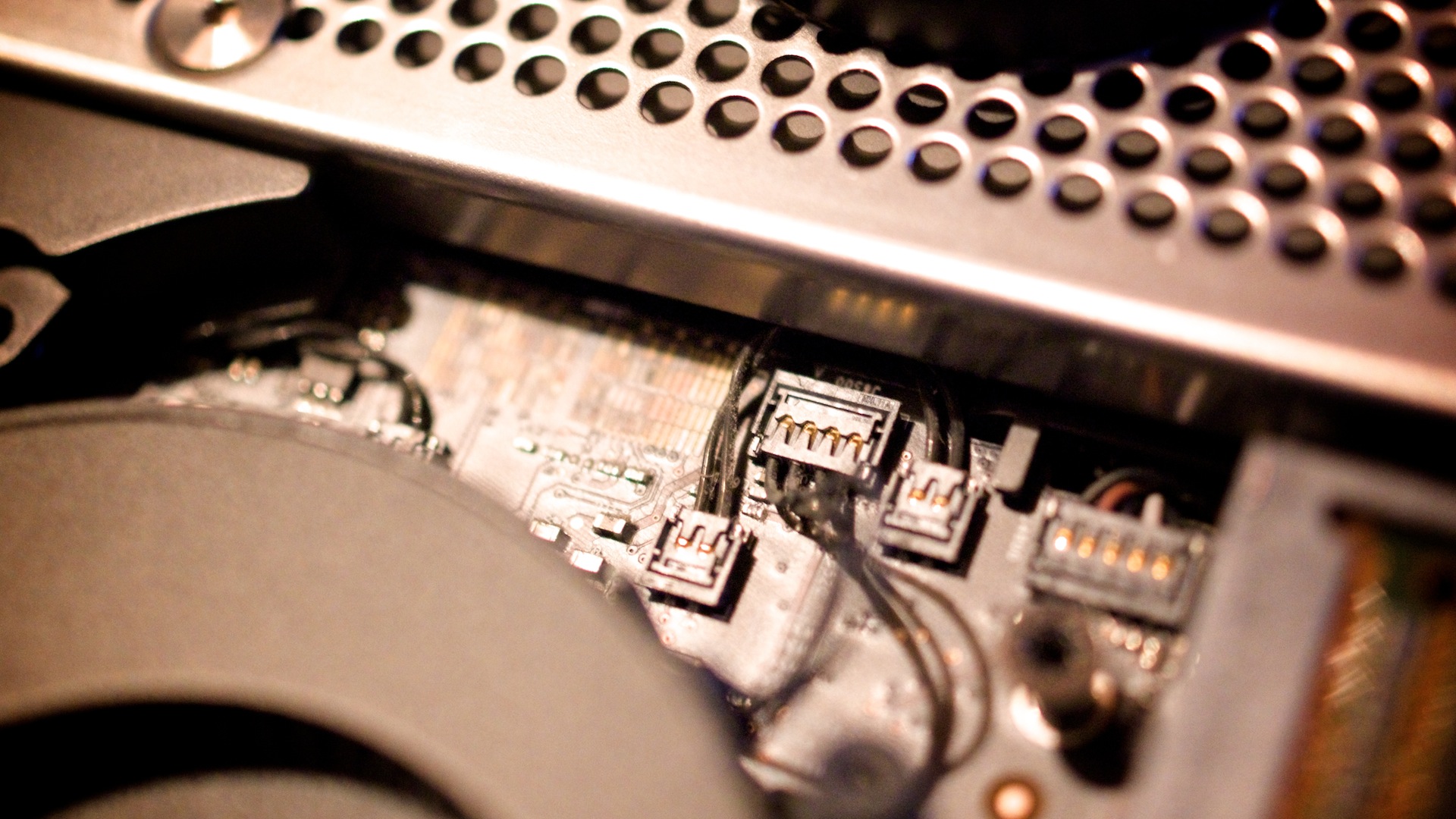 Plextor_M5S_SSD_in_Macmini2010_1130.jpg Plextor M5S SSD in Macmini2010 1130