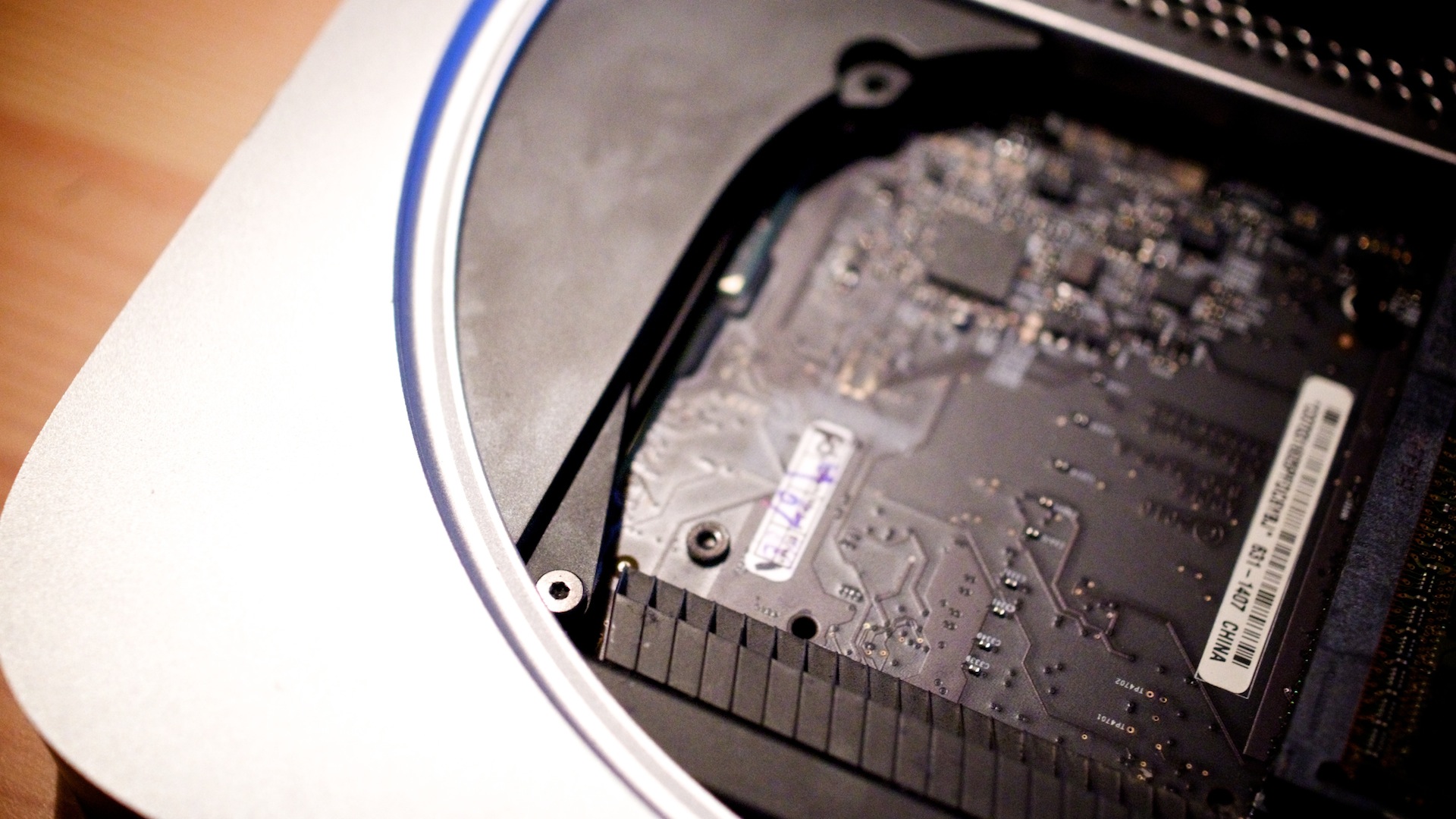 Plextor_M5S_SSD_in_Macmini2010_1135.jpg Plextor M5S SSD in Macmini2010 1135