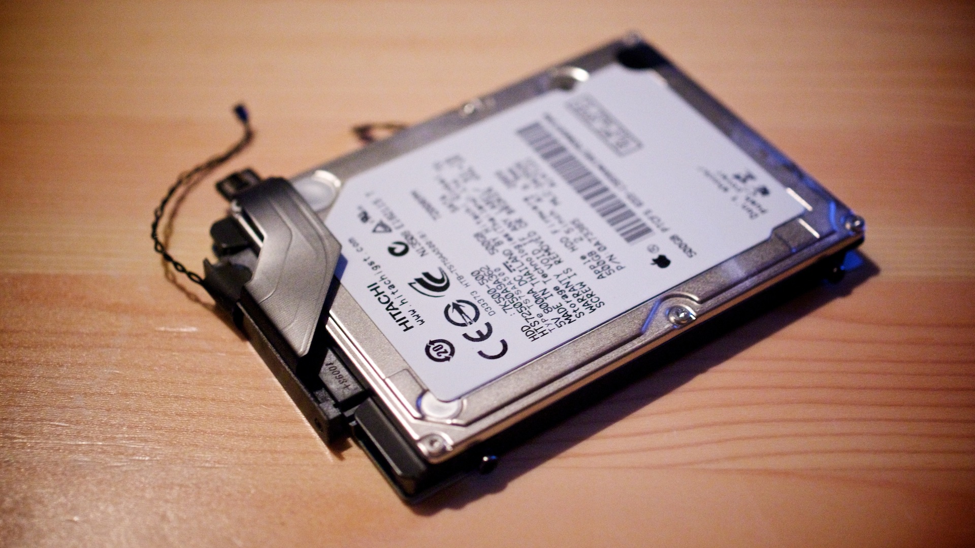 Plextor_M5S_SSD_in_Macmini2010_1161.jpg Plextor M5S SSD in Macmini2010 1161